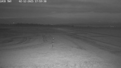 Pojezdová dráha, Runway