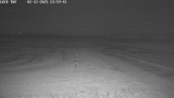 Pojezdová dráha, Runway