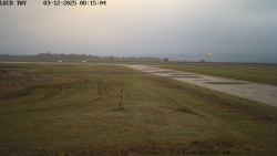 Pojezdová dráha, Runway