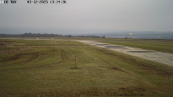 Pojezdová dráha, Runway