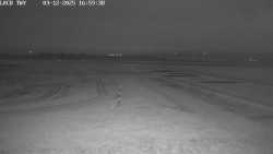 Pojezdová dráha, Runway