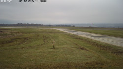 Pojezdová dráha, Runway