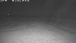 Pojezdová dráha, Runway