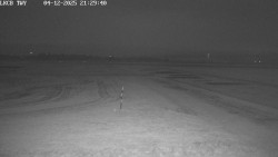 Pojezdová dráha, Runway