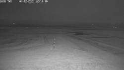 Pojezdová dráha, Runway