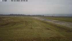 Pojezdová dráha, Runway