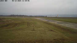 Pojezdová dráha, Runway