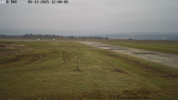 Pojezdová dráha, Runway