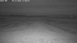 Pojezdová dráha, Runway