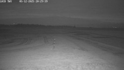 Pojezdová dráha, Runway