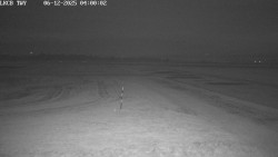 Pojezdová dráha, Runway