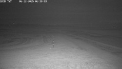 Pojezdová dráha, Runway