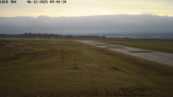 Pojezdová dráha, Runway