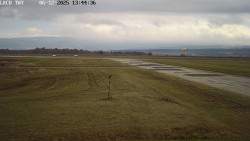 Pojezdová dráha, Runway