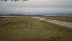 Pojezdová dráha, Runway