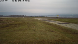 Pojezdová dráha, Runway