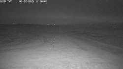 Pojezdová dráha, Runway