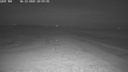 Pojezdová dráha, Runway