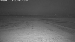 Pojezdová dráha, Runway