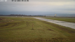 Pojezdová dráha, Runway