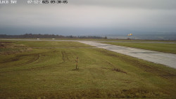 Pojezdová dráha, Runway