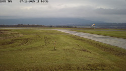 Pojezdová dráha, Runway