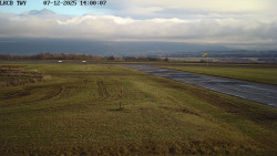 Pojezdová dráha, Runway