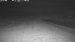 Pojezdová dráha, Runway