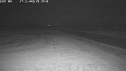 Pojezdová dráha, Runway