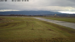 Pojezdová dráha, Runway