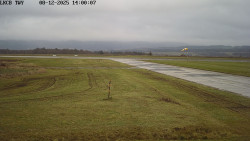 Pojezdová dráha, Runway