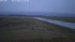 Pojezdová dráha, Runway