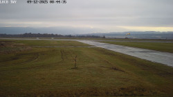 Pojezdová dráha, Runway