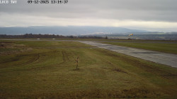 Pojezdová dráha, Runway