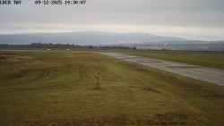 Pojezdová dráha, Runway