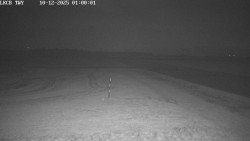 Pojezdová dráha, Runway