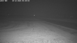 Pojezdová dráha, Runway