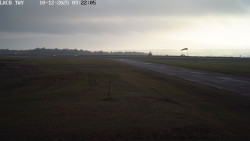 Pojezdová dráha, Runway