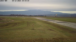 Pojezdová dráha, Runway