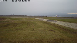 Pojezdová dráha, Runway