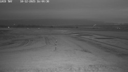 Pojezdová dráha, Runway