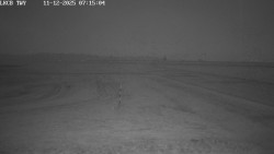 Pojezdová dráha, Runway