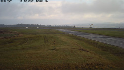 Pojezdová dráha, Runway