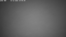 Pojezdová dráha, Runway