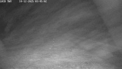 Pojezdová dráha, Runway