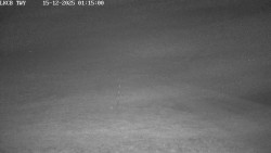 Pojezdová dráha, Runway