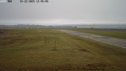 Pojezdová dráha, Runway