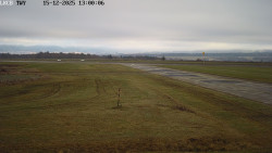 Pojezdová dráha, Runway