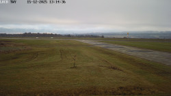 Pojezdová dráha, Runway