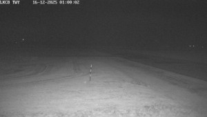 Letiště Cheb - Pojezdová dráha, Runway - 16.12.2025 v 01:00 Letiště Cheb - Pojezdová dráha, Runway - 16.12.2025 v 01:00